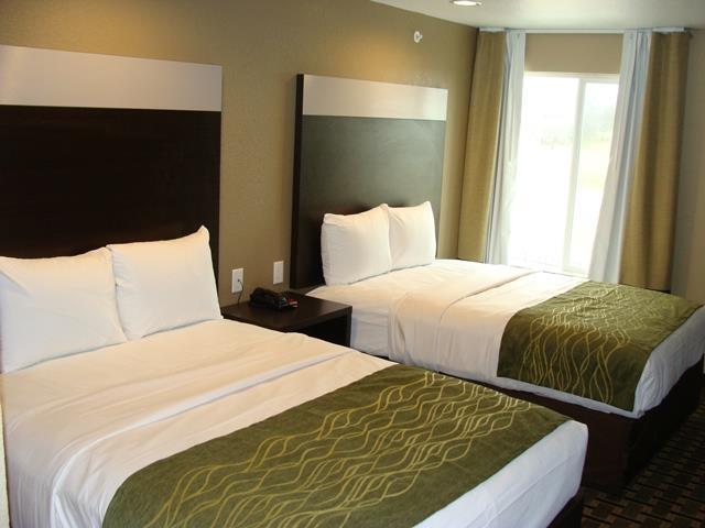 West Worth Inn & Suites White Settlement Room photo